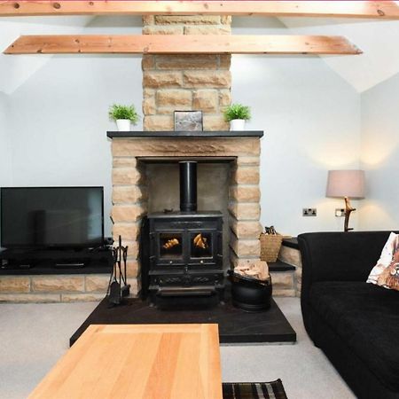 Ailnack Cottage -Cheerful Cottage With Secure Garden And Off Street Parking Sleeps 4 Томинтоул Экстерьер фото