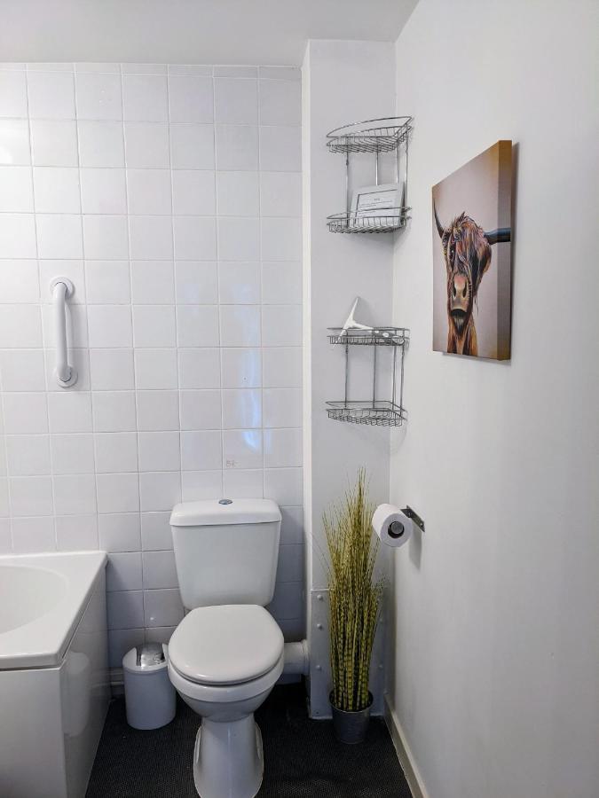 Ailnack Cottage -Cheerful Cottage With Secure Garden And Off Street Parking Sleeps 4 Томинтоул Экстерьер фото