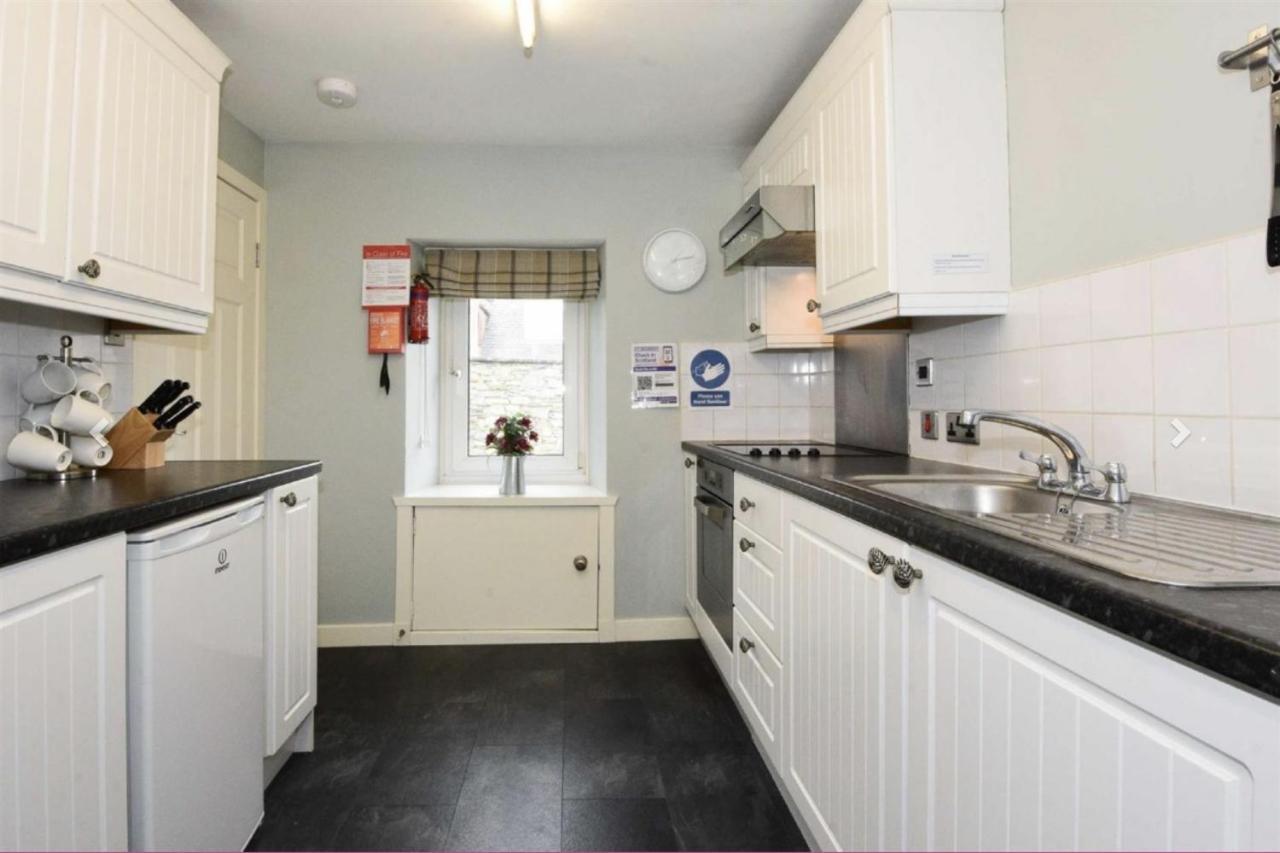 Ailnack Cottage -Cheerful Cottage With Secure Garden And Off Street Parking Sleeps 4 Томинтоул Экстерьер фото